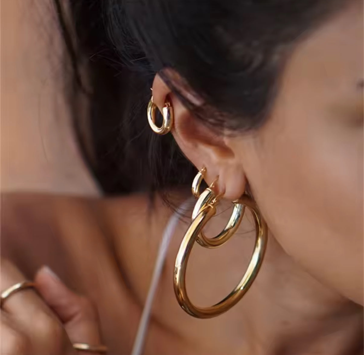 Audrey Hoops (Medium)