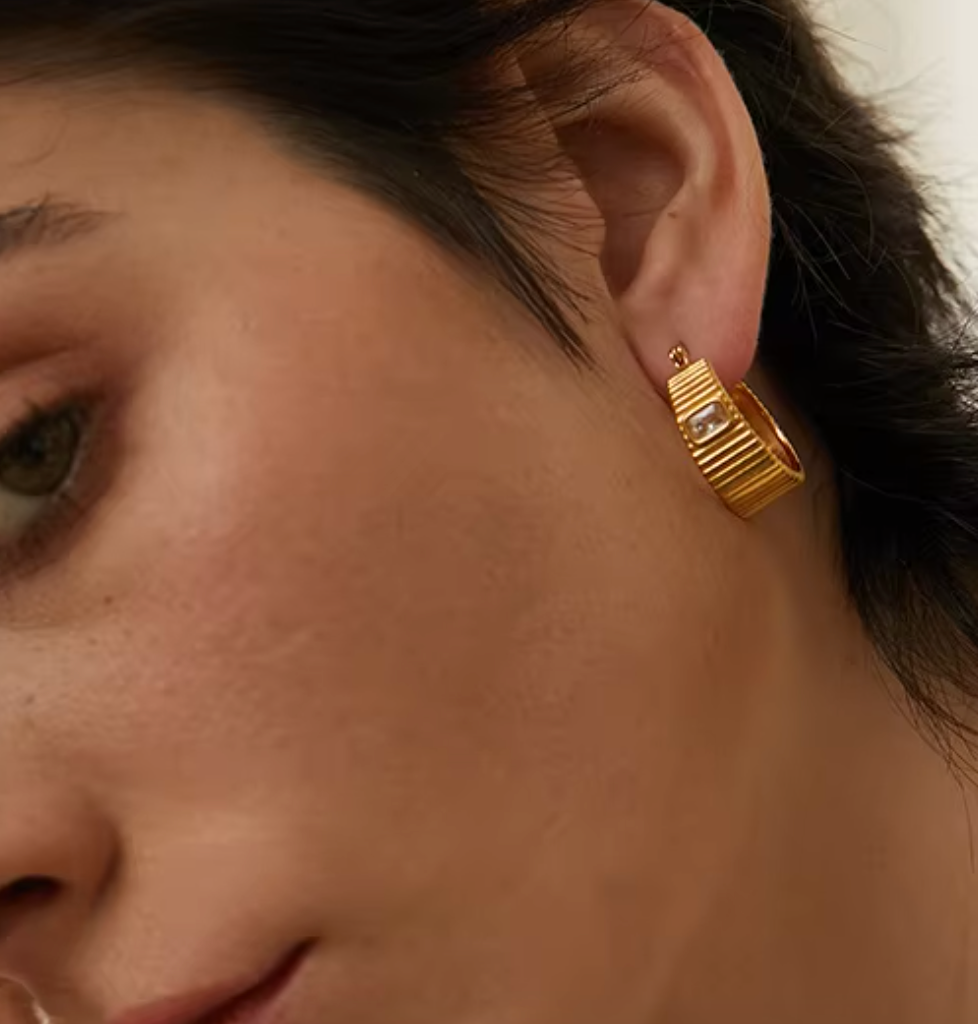 Claire Hoops