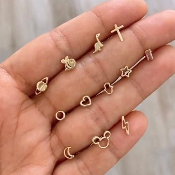 Moon Silhouette Stud