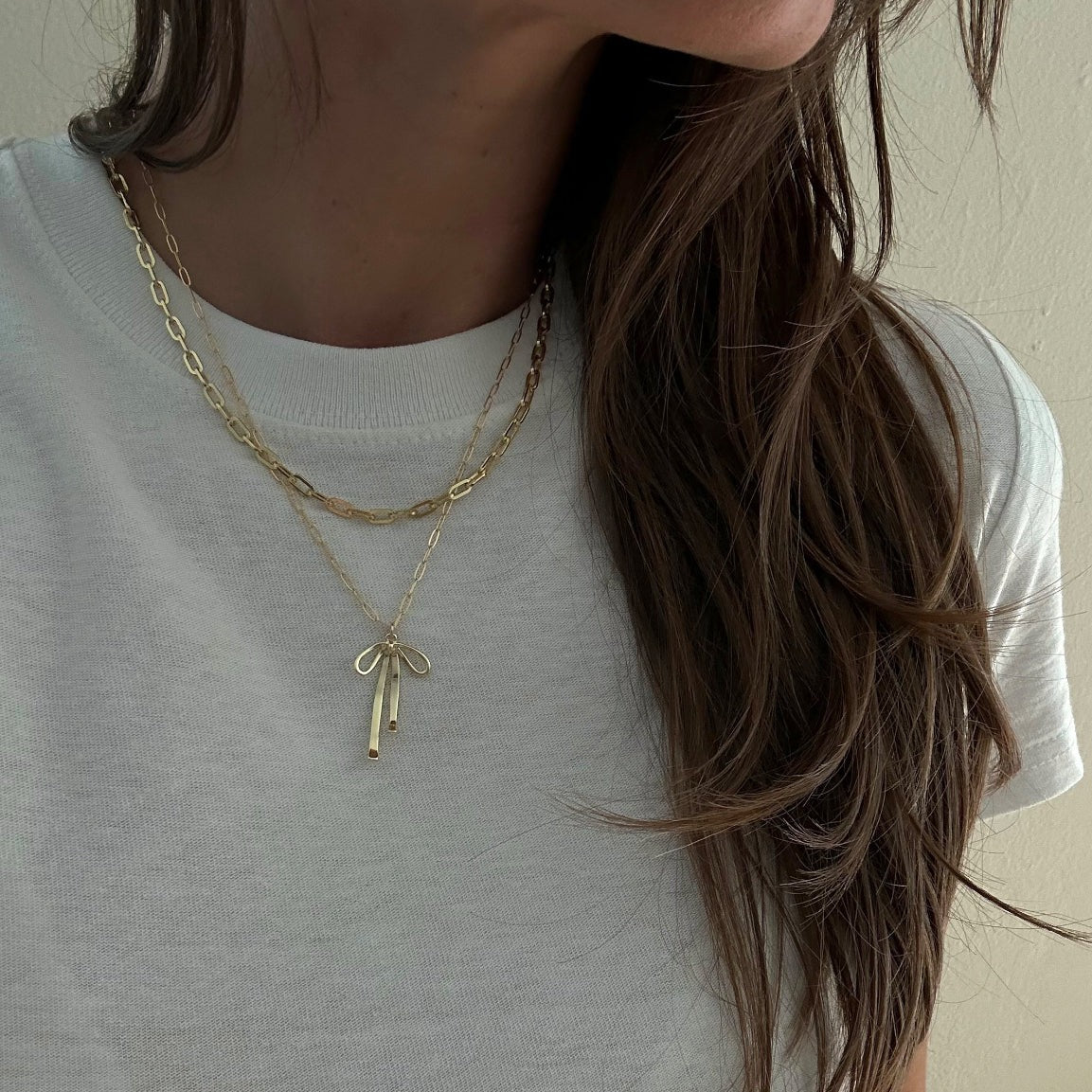 Bow Necklace