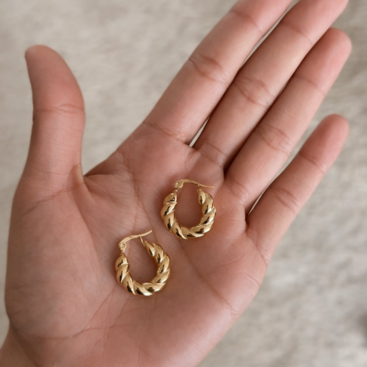 Leila Hoops
