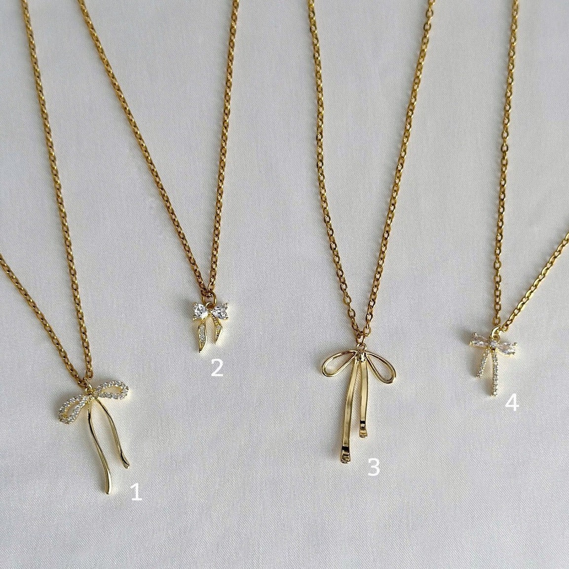 Bow Necklace