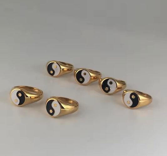 Ying Yang Ring