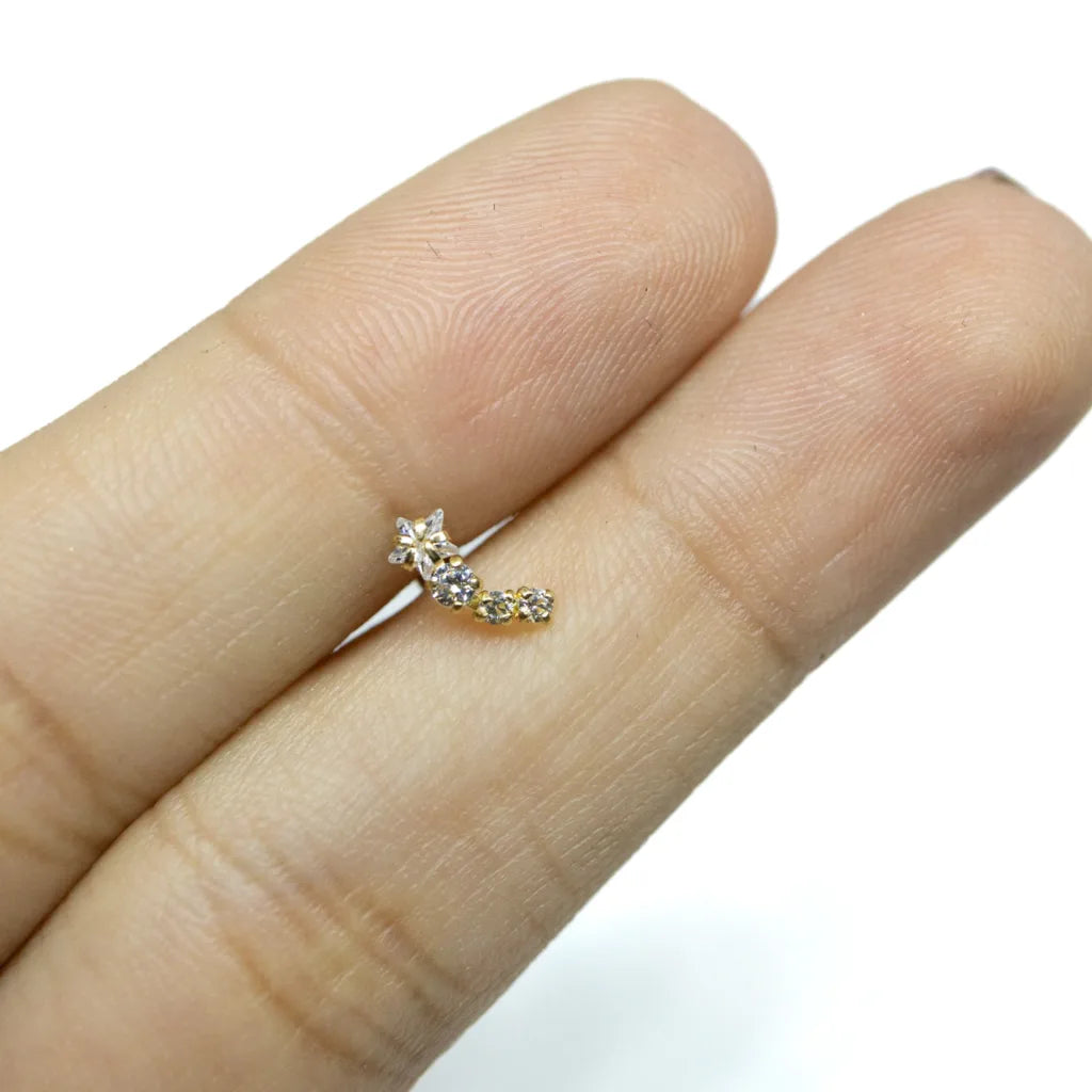 Curved Star Stud