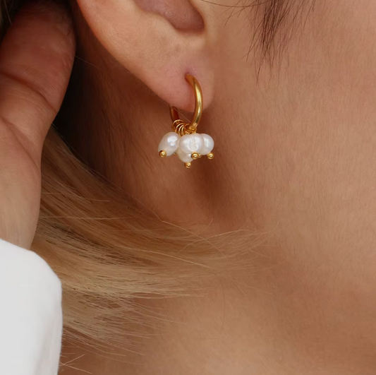 Celine Hoops