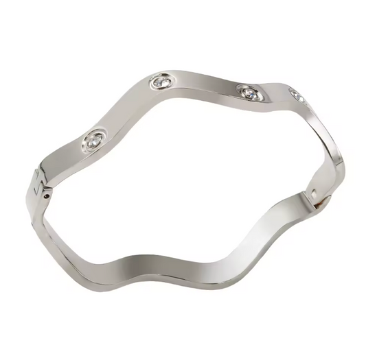 The Wavy Bangle